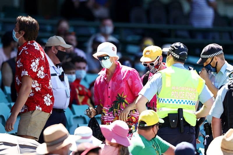 AUS vs IND Sydney Test Virat Kohli reacts to Racist incident