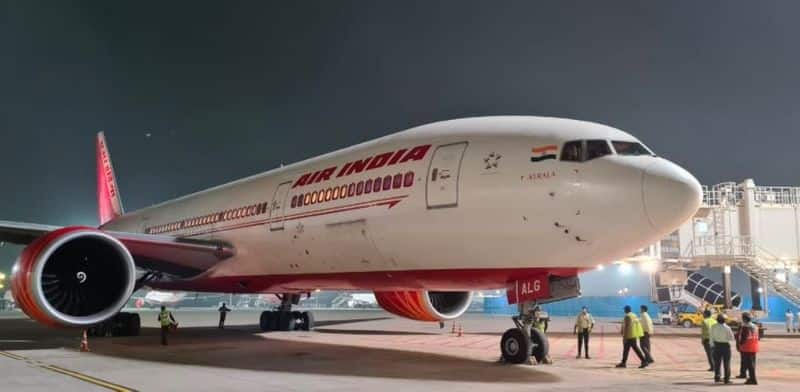 The Bengaluru-San Francisco flight utilised a 12-year-old Boeing 777-200LR that has a seating capacity of 238 passengers. The aircraft had its initials, 'Kerala' marked on its exterior.Air India is also planning to start its first ever non-stop service between Hyderabad and Chicago on January 15.