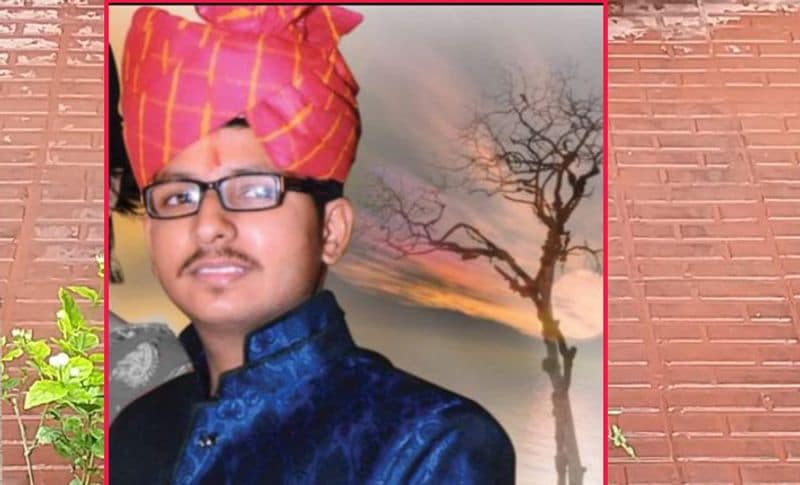 मृतका विद्या देवी के इंजीनियर बेटे अभिनव चतुर्वेदी की 15 फरवरी को शादी होनी है। वह शादी की तैयारियों में बिजी थीं। इसके लिए उन्होंने स्कूल से छटु्टी भी ले रखी थी। घर में खुशियों का महौल था, वह अपने बेटे के विवाह को लेकर बेद खुश थीं, लेकिन बहू का चेहरा देखने से पहले ही उनकी मौत हो गई। (मृतका का वह बेटा अभिनव, जिसकी शादी होनी है)
