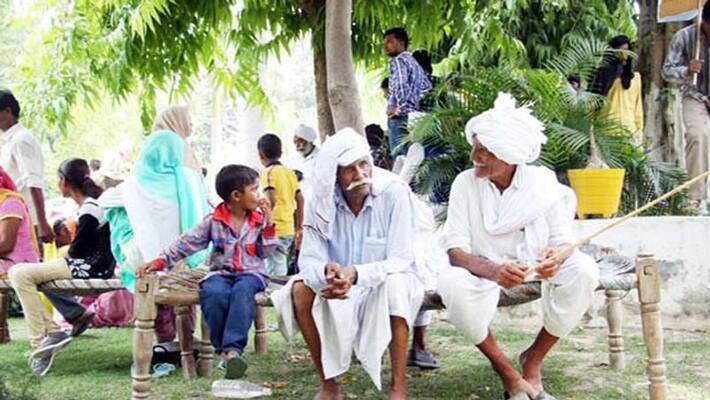 Villagers Did Not Follow Covid Guidelines in Gadag grg Villagers Did Not Follow Covid Guidelines in Gadag grg