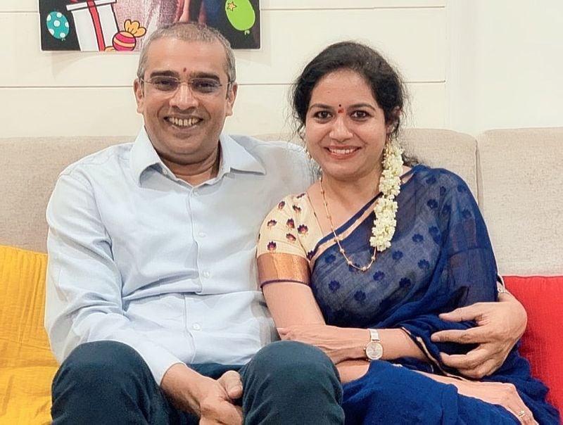 మొదటి భర్త కిరణ్ కుమార్ గోపరాజుతో విడిపోయిన సునీత జనవరి 9న రామ్ వీరపనేని ని రెండో వివాహం చేసుకున్న విషయం తెలిసిందే.