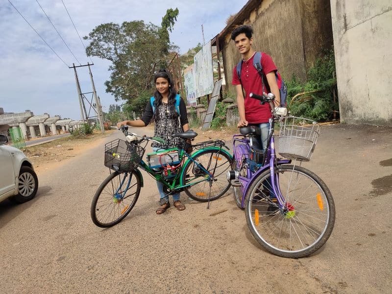 Students Invented Battery Bicycle in Karwar grg