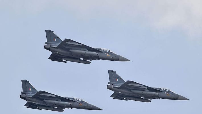 IAF HAL to sign deal for Tejas aircraft on February 3-VPN IAF HAL to sign deal for Tejas aircraft on February 3-VPN