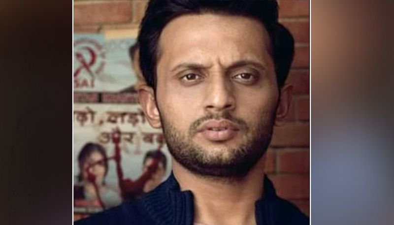 "পরিচালক আলি আব্বাস জফরের তাণ্ডব ওয়েব সিরিজে একজন অভিনেতা হাতে ত্রিশূল ও ডামরু নিয়ে মহাদেবের অবমাননা করেছেন।"