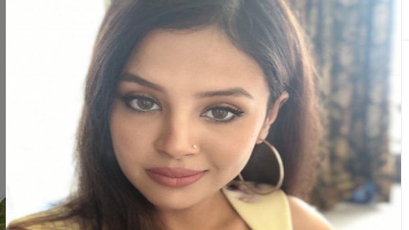 बता दें कि महेंद्र सिंह धोनी ने साल 2019 में एक इंटरटेनमेंट मीडिया कंपनी खोली थी। सितंबर 2020 के आखिर में खबर आई थी कि धोनी की कंपनी एक अघोरी की जिंदगी पर वेब सीरीज बनाने जा रही है। यह वेब सीरीज एक नए लेखक की किताब पर आधारित है।
