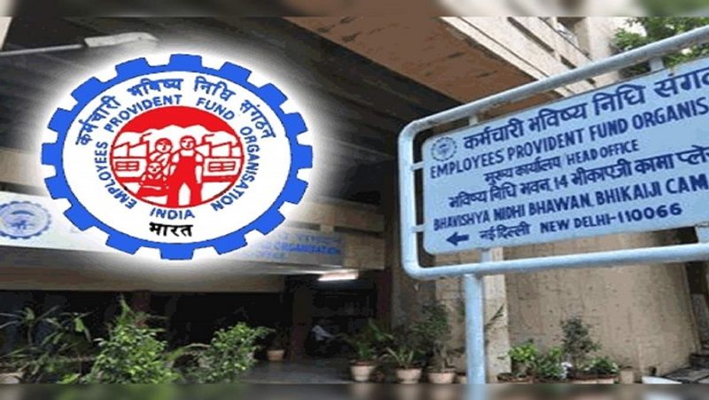 उमंग ऐप (Umang App) को आप गूगल प्ले स्टोर (Google Play Store) और एप्पल ऐप स्टोर (Apple App Store) से डाउनलोड कर सकते हैं। इसके बाद इसमें आपको यूएएन (UAN) नंबर डाल कर लॉग इन करना होगा। (फाइल फोटो)