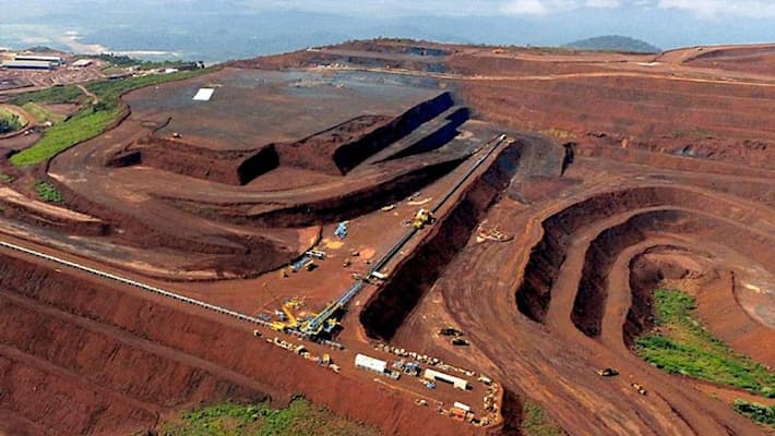 20 Trucks Siezed for Illegal Shipment of Iron Ore in Ballari grg 20 Trucks Siezed for Illegal Shipment of Iron Ore in Ballari grg