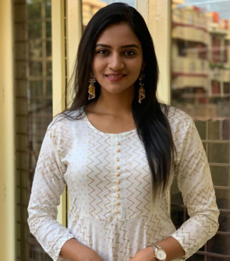 ಇತ್ತೀಚೆಗಷ್ಟೇ ಕಲರ್ಸ್ ಕುಟುಂಬದ ಅನುಬಂಧ ಅವಾರ್ಡ್ ಕೂಡಾ ಗೆದ್ದಿದ್ದಾರೆ.