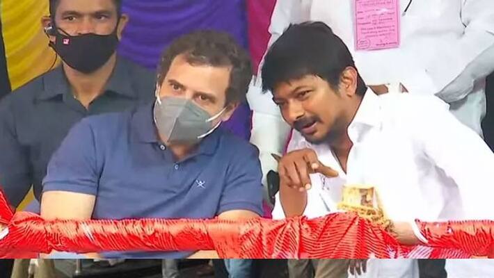 Rahul Gandhi attends Jallikattu in Madurai, says duty to stand and protect Tamil culture lns Rahul Gandhi attends Jallikattu in Madurai, says duty to stand and protect Tamil culture lns
