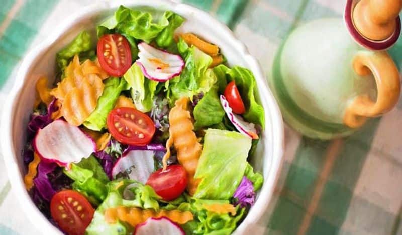 Can you lose weight by eating salad everyday
