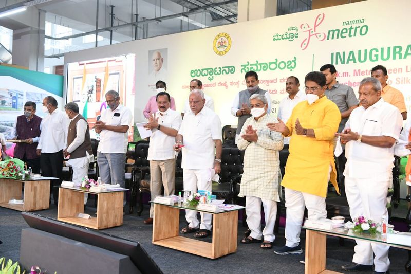 Union minister for housing and urban affairs Hardeep Singh Puri inaugurated the extension on Green Line virtually in the presence of Chief Minister BS Yediyurappa.
