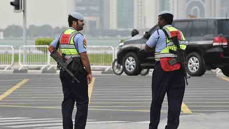 इन पांच देशों में सबसे कम अपराध
129 देशों की सूची में सबसे कतर में सबसे कम अपराध होते हैं। यहां क्राइम इंडेक्स प्वाइंट 11.86 और सेफ्टी इंडेक्स प्वाइंट 88.14 है। कतर देश में कड़े कानून हैं। यहां रेपिस्ट के हाथ-पैर तक काट दिए जाते हैं। इससे अपराधियों में खौफ है।
इन देशों में भी अपराध काबू में- ताइवान, यूनाइटेड अरब अमीरात (UAE), जॉर्जिया और जापान।
(फोटो-कतर पुलिस)