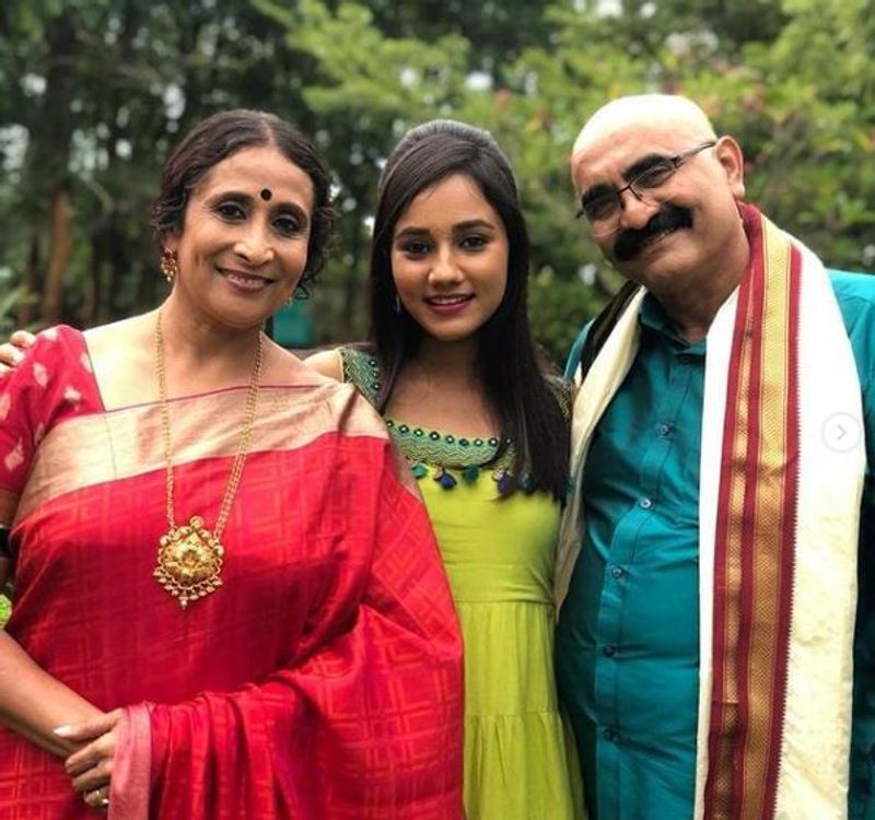 ವೈಜಯಂತಿ ಹಾಗೂ ವಿಜಯ್ ಕಾಶಿ ಪುತ್ರಿ ಪ್ರತೀಕ್ಷಾ ಕಾಶಿ ಕೂಡ ಕುಚುಪುಡಿ ಡ್ಯಾನ್ಸರ್.