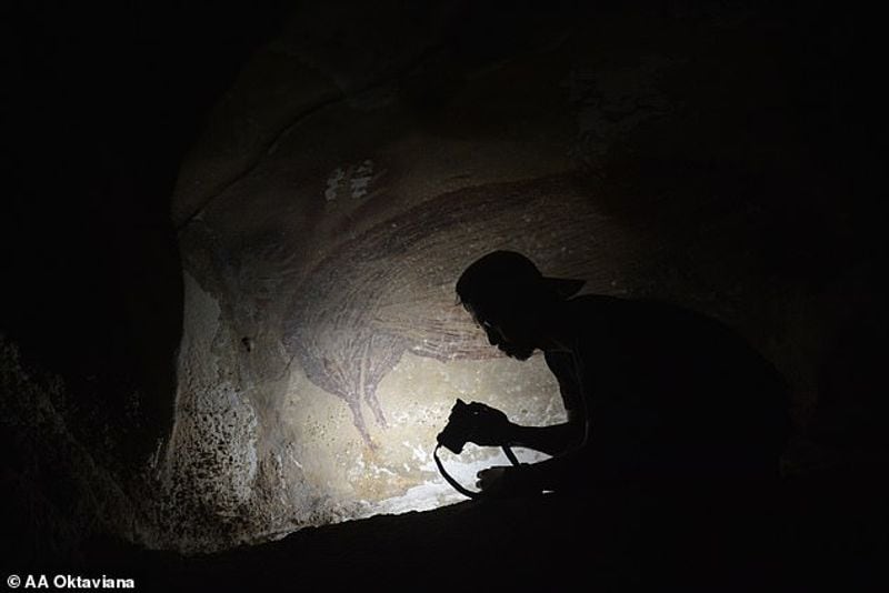 Oldest Cave Painting Found in Indonesia Was Made 45500 Years Ago