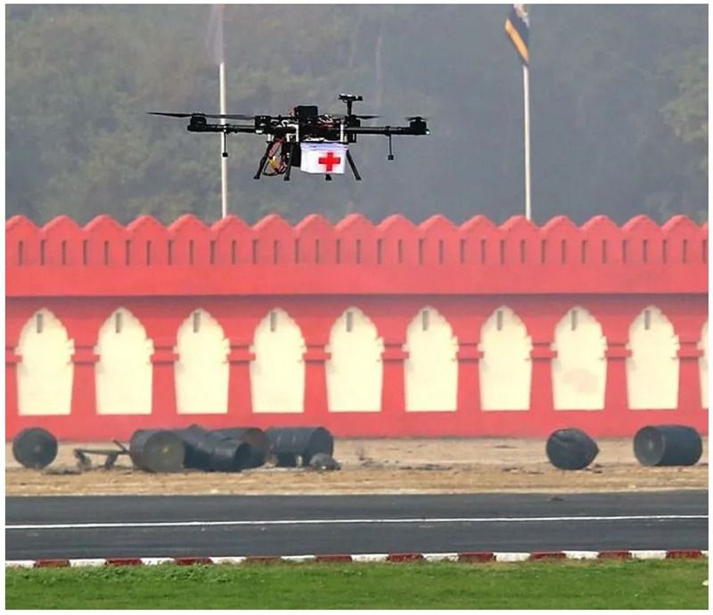 সেনা দিসবের কুচকাওয়াজে সেনাবাহিনী কুচকাওয়াজের সময় এদিন ৭৫টি ড্রোনের প্রদর্শন করে। এই ড্রোনগুলি প্রতিপক্ষের বিমানের ওপর নজরদারী চালাতে সক্ষম। সোনা বাহিনীর তরফে জানান হয়েছে ড্রোনগুলি অতি উচ্চ এলাকায় রসদ সবরাহসহ একাধিক কাজে যেমন ব্যবহার করা যায় তেমনই ব্যবহার করা যায় উদ্ধারকাজে।
