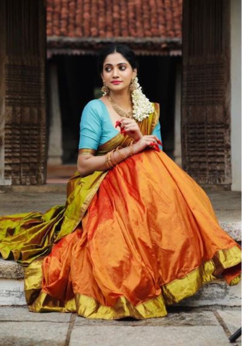 
அம்மாவின் மறைவில் இருந்து நீண்ட நாட்கள் வெளியே வர முடியாமல் கஷ்டப்பட்டு வந்த அவரது குடும்பத்தினர், மெல்ல மெல்ல சகஜ நிலைக்கு திரும்பி வருகிறார்கள். லாஸ்லியாவும் மீண்டும், மாடலிங், திரைப்படம் நடிப்பதில் கவனம் செலுத்த துவங்கியுள்ளார்.