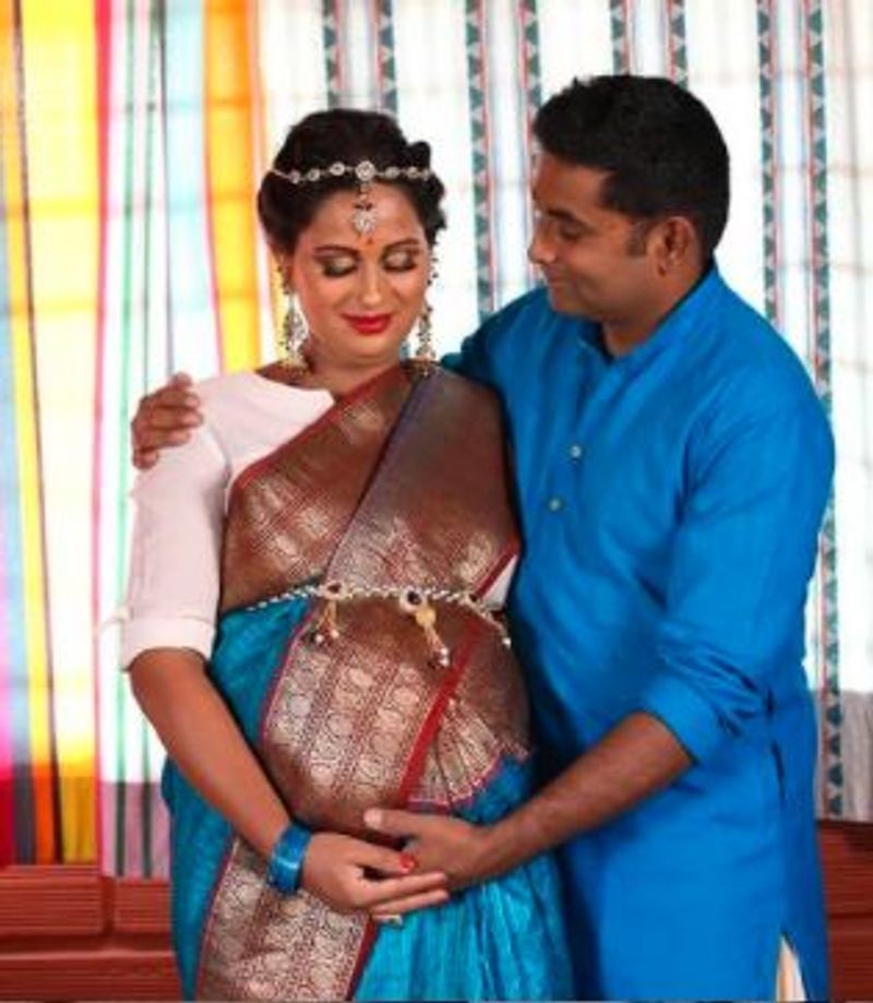 <p>ಸರ್ಕಾರಿ ಆಸ್ಪತ್ರೆಯಲ್ಲಿ ಹೆರಿಗೆ ಮಾಡಿಸಿಕೊಂಡು ಅಕ್ಷತಾ ಮಾದರಿ ನಡೆಗೆ ಕಾರಣರಾಗಿದ್ದರು.</p>