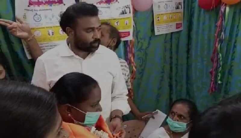 Staff Nurse Hesitates to Get Corona Vaccine in Chitradurga grg