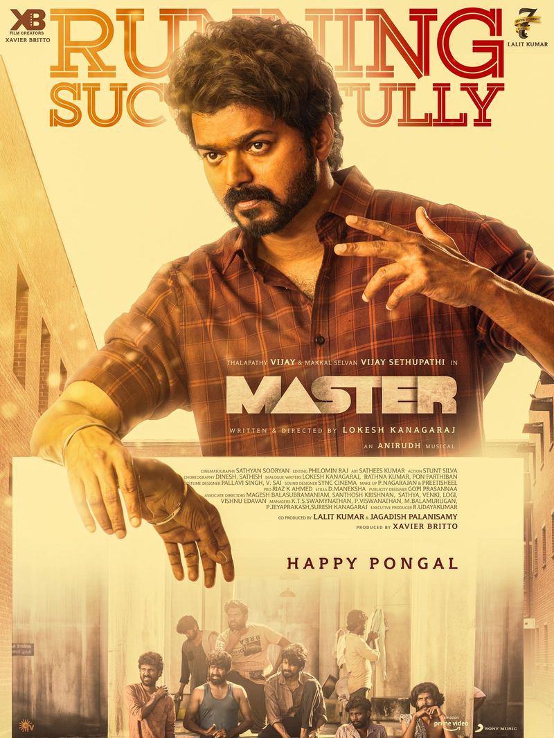 கொரோனா லாக்டவுனால் ஜீவன் இழந்து காணப்பட்ட தியேட்டர்கள் மாஸ்டர் ரிலீசால் புத்துயிர் பெற்றது. போகி அன்று காலை 4 மணி முதலே ரசிகர்கள் கூட்டத்துடன் மாஸ்டர் பொங்கல் களைகட்டியது. 