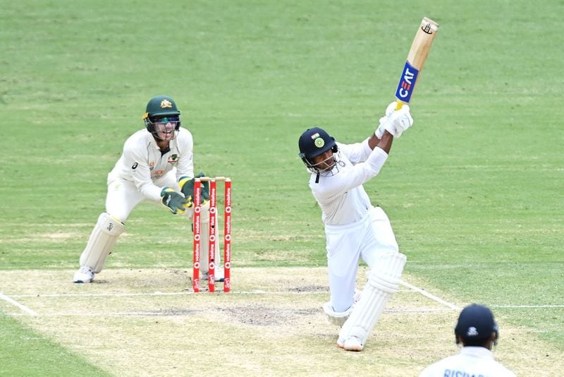 The post-lunch session saw a shaky start from India, with Mayank falling in the very second ball of the session, as he handed a catch to Steve Smith in the slips off a reckless shot. It was Hazlewood, who got his number for 38, as the score read 161/5.