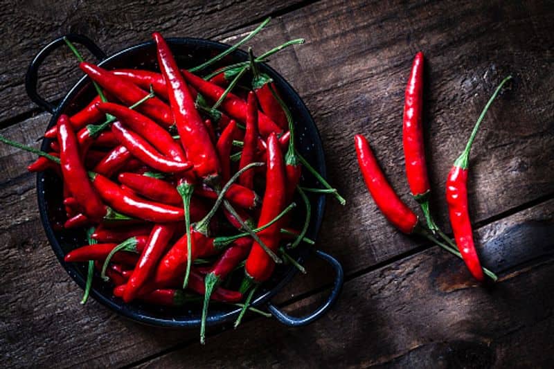 Green chilli or red chilli: Which is better option for your health