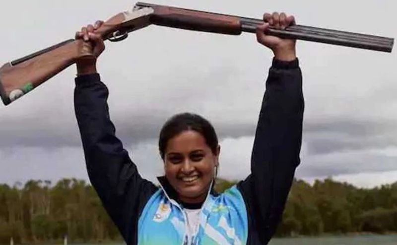 बता दें कि नई दिल्ली में ISSF वर्ल्ड कप राइफल/पिस्टल/शॉटगन का आयोजन 18 से 29 मार्च तक किया जाएगा। महिला ट्रैप इवेंट की इस टीम में श्रेयसी सिंह के साथ पंजाब की राजेश्वरी कुमारी और मध्यप्रदेश की मनीष कीर भी शामिल होंगी।

