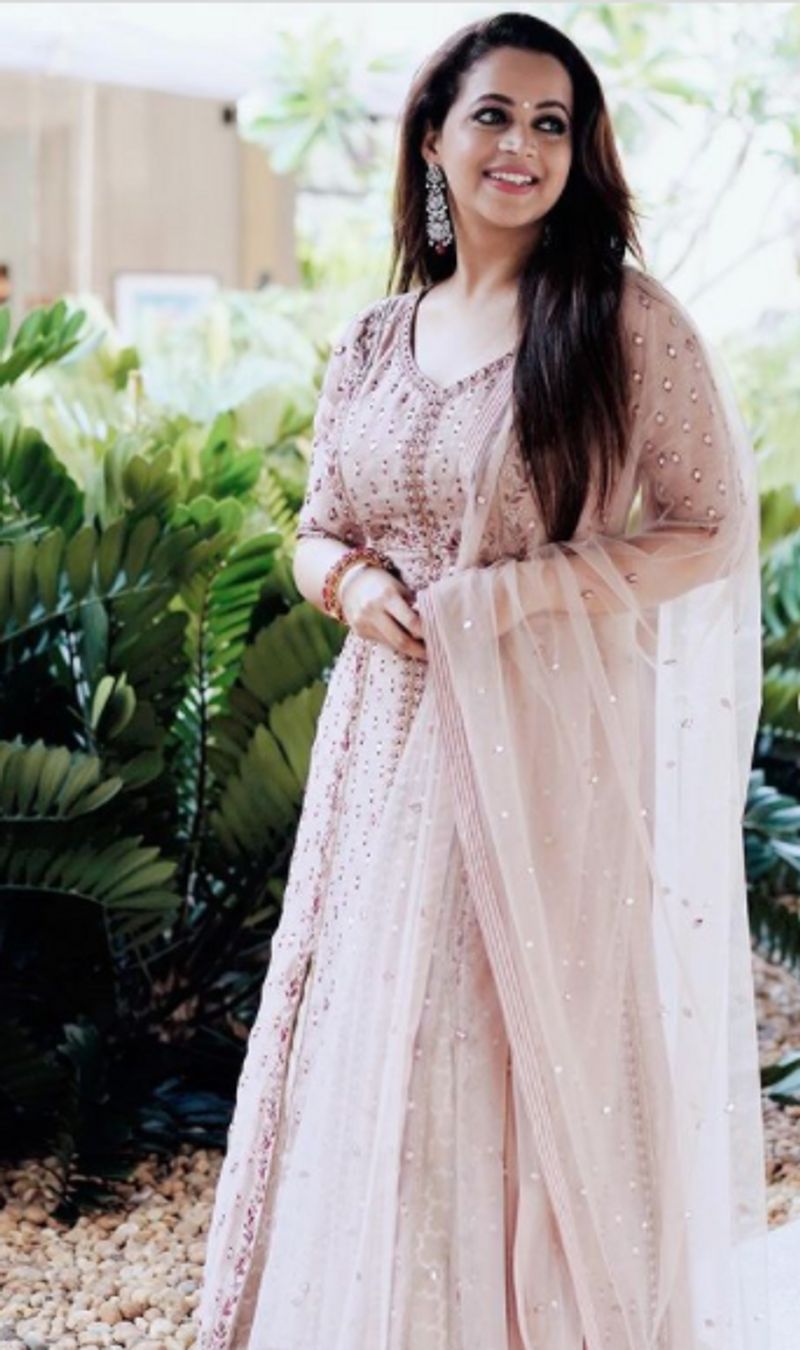bhavana share beautiful photos