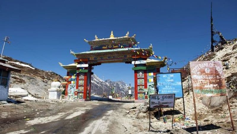मौजूदा तस्वीर ने फिर एक सवाल खड़ा किया है कि अगर चीन को 1962 की लड़ाई में अरुणाचल प्रदेश से पीछे हटना था, तो अब गांव क्यों बसा रहा?
(अरुणाचल प्रदेश की तस्वीर)
