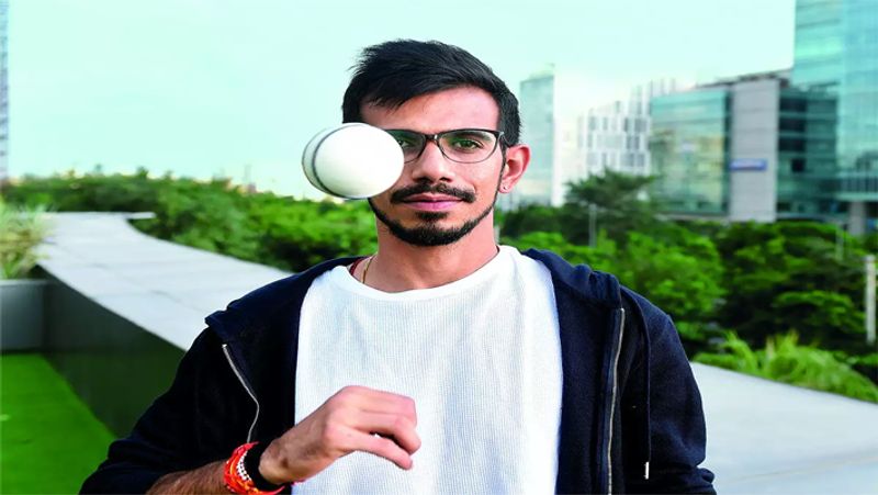 बता दें कि युजवेंद्र चहल फिलहाल हरियाणा की टीम से खेल रहे हैं। हरियाणा के 4 मैच में 16 अंक हो गए है और वह टॉप पर हैं। उसका अगला मुकाबला 19 जनवरी को केरल से होना है। केरल ग्रुप में दूसरे नंबर पर है।