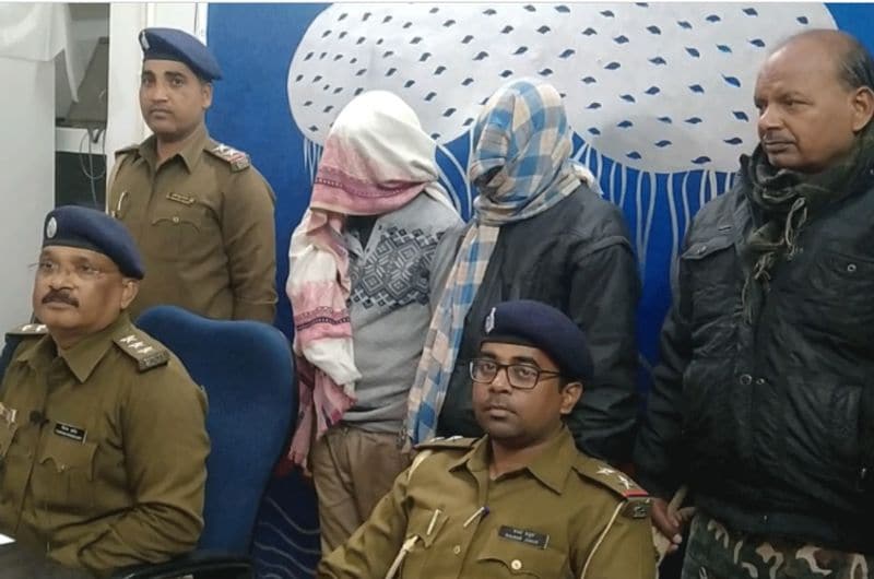 बताते हैं है कि ये डील महज 36 हजार रुपए में हुआ। जिसने बीते दिनों वेटरनरी डॉक्टर संजय पासवान की हत्या कर दी। पुलिस ने इस मामले में सभी आरोपियों को गिरफ्तार कर जेल भेज दिया है। 