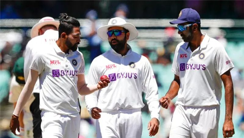 పడిన తర్వాత లేవడం చాలా కష్టం. డబ్ల్యూడబ్ల్యూఈలో స్క్రిప్టు లెవెల్లో రెజ్లర్లు ఇలా లేచి పోరాడుతారు... కానీ టీమిండియా ఆటతీరు చూసి ఆశ్చర్యమేసింది...