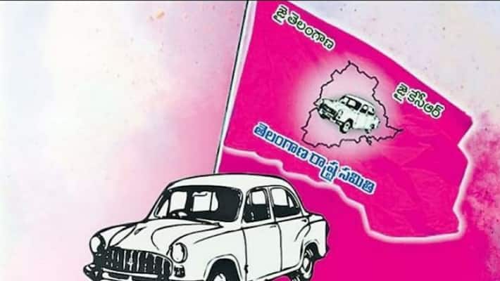 Late night high drama at Chautuppal TRS MP Taduri Venkata Reddy's house in hyderabad Late night high drama at Chautuppal TRS MP Taduri Venkata Reddy's house in hyderabad