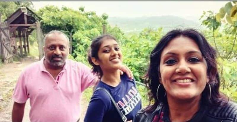 actress devadharshini and chethan daughter join twitter