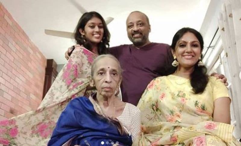 actress devadharshini and chethan daughter join twitter