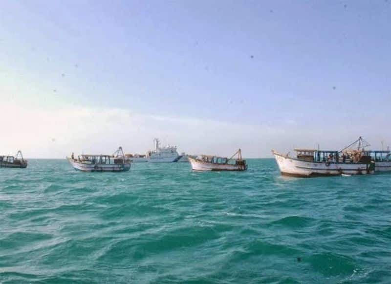Rameswaram fishermen's protest second day continue for sri lanka govt arrested tamilnadu fishermens