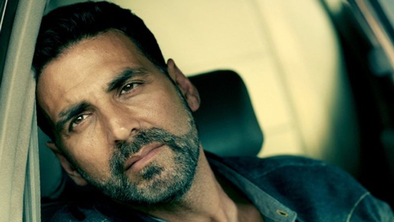 Akshay Kumar, who was called the 'Ultimate Casanova' of Bollywood, has once revealed that a girl rejected him just because he could not kiss her properly.