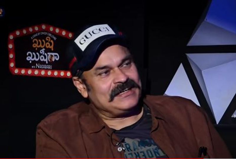 'మా'లో తెలంగాణ, ఆంధ్రా ఆర్టిస్టులు అనే భేదాలు లేవని నాగబాబు స్పష్టం చేశారు. ఏపీ సీఎం జగన్కు ఉన్న వంద తలనొప్పుల్లో సినీ ఇండస్ట్రీ గురించి దృష్టి సారిస్తారని అనుకోవడం లేదని చెప్పారు.