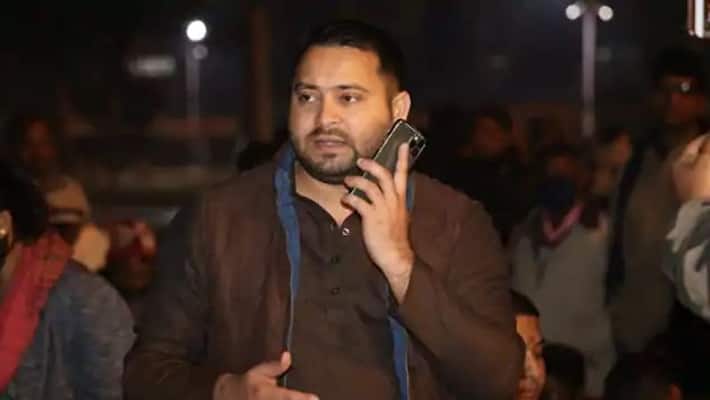 I am Tejashwi Yadav speaking DM saheb ', DM is shocked after listening, this phone call is going viral in Bihar asa I am Tejashwi Yadav speaking DM saheb ', DM is shocked after listening, this phone call is going viral in Bihar asa