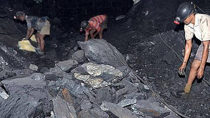two workers dead in bhupalapally coal mine ksp two workers dead in bhupalapally coal mine ksp