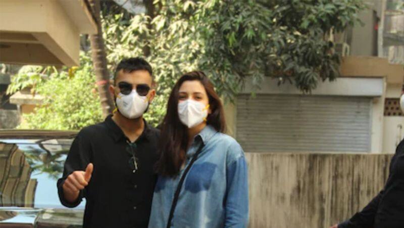 After Baby Birth Virat and anushka sharma Come out from home photo going viral