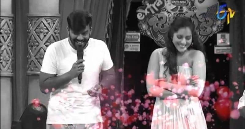 త్వరలో ప్రసారం కానున్న ఎపిసోడ్ లో రష్మీ, సుధీర్ ల పెళ్లి టాపిక్ ప్రత్యేకత సంతరించుకుంది. అలాగే ప్రేక్షకులతో పాటు, జబర్ధస్త్ జడ్జెస్, కంటెస్టెంట్స్ చేత నవ్వులు పూయించింది.