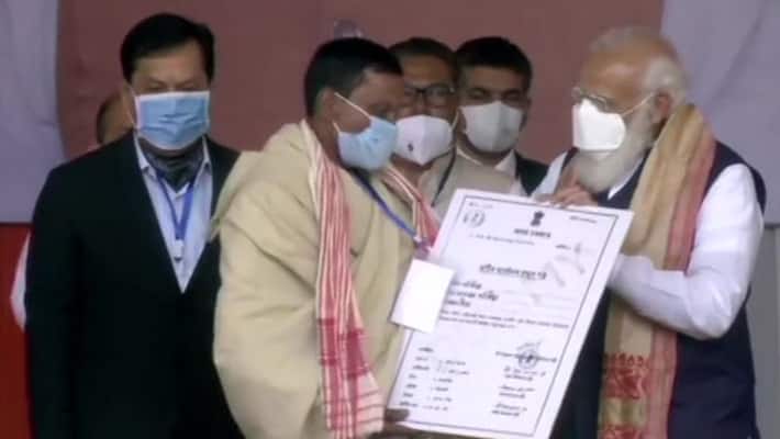 Modi Addressing a public meeting in Sivasagar in Assam kpn Modi Addressing a public meeting in Sivasagar in Assam kpn