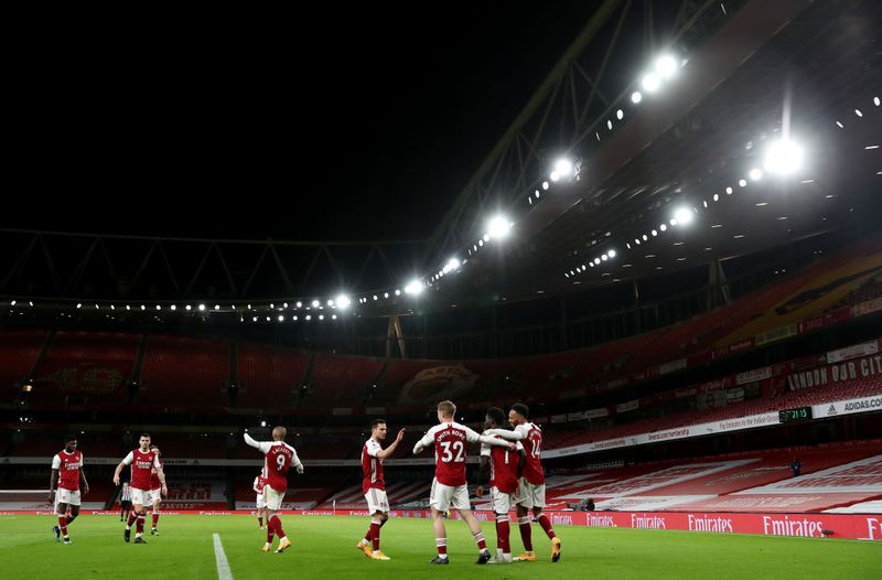 Arsenal (49): The best in England was produced by the most unpredictable team in the EPL currently, as Arsenal stayed unbeaten for 49 games in the tournament, between May 2003-October 2004. Arsene Wenger's side seemed unstoppable at the point, as the club was earned the nickname, The Invincibles. And, guess what, who ended its run? It was none other than EPL giant, United.