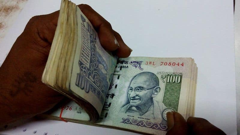 Old Rs 100 notes to go out of circulation by March? Reserve Bank