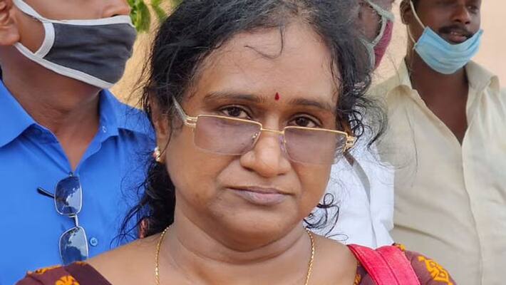 They killed Guru for the development of Anbumani.! Sister of the woodcutter Guru who throws the bomb again They killed Guru for the development of Anbumani.! Sister of the woodcutter Guru who throws the bomb again