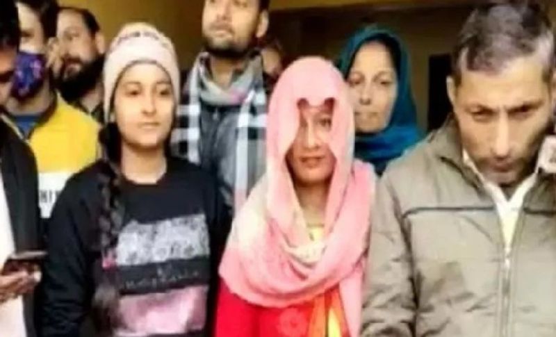 पिता प्रवीण पुरी ने बताया- उनकी बेटी हर जगह लड़कियों के उत्थान के लिए काम करना चाहती है। वह जब गरीब बच्चियों या फिर ऐसी बेटियों को देखती है जो पढ़ नहीं पाती तो दुखी हो जाती है।