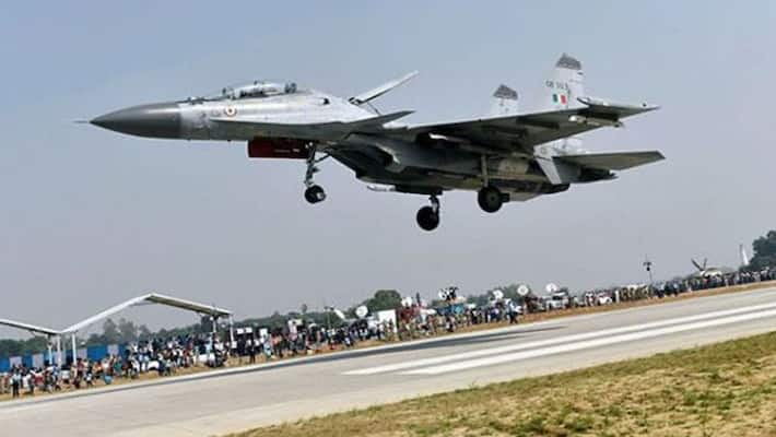 Air strip to be built for landing of fighter plane on Purvanchal Expressway kpa Air strip to be built for landing of fighter plane on Purvanchal Expressway kpa