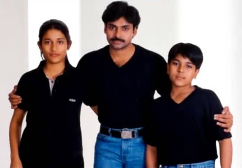 సురేందర్ రెడ్డి దర్శకత్వంలో ఓ సినిమా చేయనున్నారు. ఇదే కాకుండా జానీ మాస్టర్తో ఓ సినిమా ఉంటుందని, అలాగే మరో సినిమాకి కూడా గ్రీన్ సిగ్నల్ ఇచ్చారని టాక్. ఈ లెక్కన పవన్ ఈ సినిమాలు పూర్తి చేయడానికి మూడేళ్లు పడుతుంది. దీంతో ఆ మూడేళ్ల వరకు ఏ దర్శకుడు పవన్ని టచ్ చేయలేరనే చెప్పాలి. (రామ్చరణ్, సుష్మితలతో పవన్. అరుదైన ఫోటో)