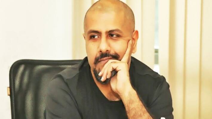 Vishal Dadlani trolled for Ae Mere watan ke Logon Wrong facts KPG Vishal Dadlani trolled for Ae Mere watan ke Logon Wrong facts KPG