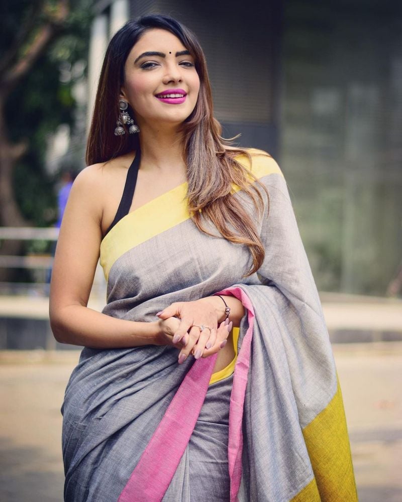 Pooja Banerjee who plays the role of Rhea in Kumkum Bhagya mentioned, "I am a proud Indian and I love celebrating Republic Day every year. In fact, I have many memories from my childhood, but the most special one is seeing my cousin sister, Ruchira Chatterjee, leading her contingent at the Republic Day parade. She was the first woman RPF officer to lead the parade and as kids, we used to look up to her. We all were very proud of seeing her walk at the Republic Day parade with a sword in her hand and even now, I do watch the parade whenever possible. I feel really proud of my country and this Republic Day, I feel everyone should be proud of being Indians first and we should raise a voice against whoever tries to tarnish the image of our nation, even if it’s our friends.
As a country, we should also understand the true meaning of secularism, as we have started being intolerant over the past few years. Let us unite together and work for the betterment of the country."
